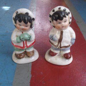 Salt pepper shakers set Eskimo kids children
